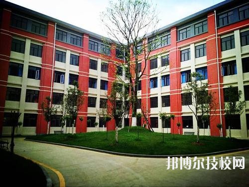 貴陽衛(wèi)生學校2020年報名條件、招生要求、招生對象