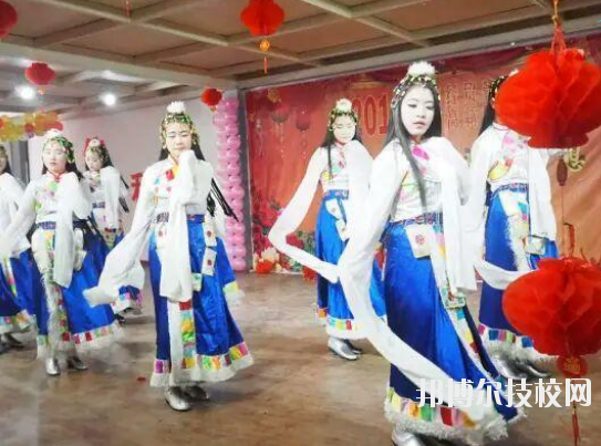 安康高新中等職業(yè)學校2020年報名條件、招生要求、招生對象 