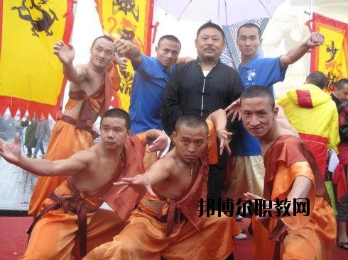 樂山大佛文武學(xué)校2020年報名條件、招生要求、招生對象