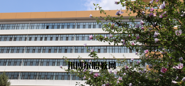 甘肅工業(yè)技師學(xué)院怎么樣、好不好