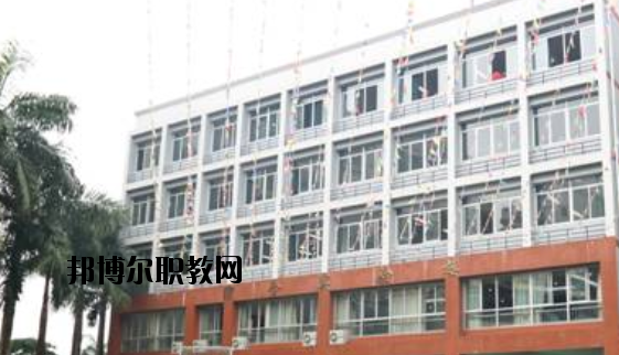 廣西電子高級技工學校2020年報名條件、招生要求、招生對象