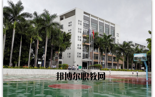 東莞電子科技學(xué)校2020年報(bào)名條件、招生要求、招生對(duì)象