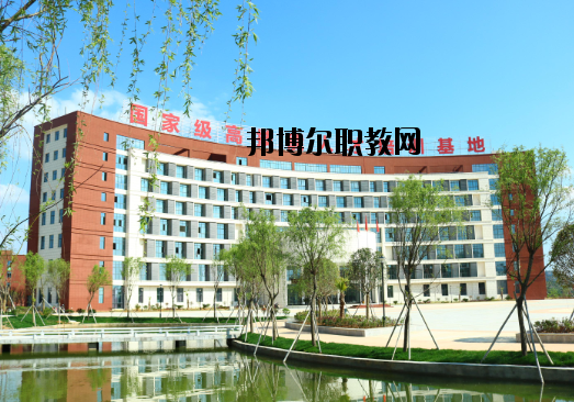 寧都技工學校2020年報名條件、招生要求、招生對象