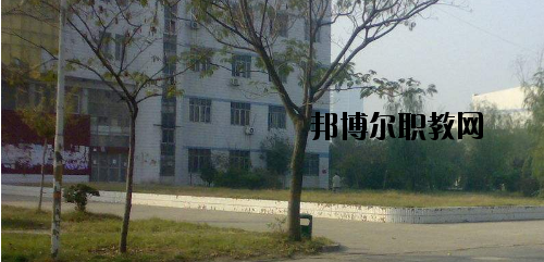 河南技工學校2021年報名條件、招生要求、招生對象