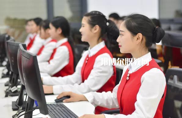 云龍縣民族職業(yè)高級中學(xué)2021年報名條件、招生要求、招生對象