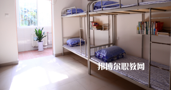 普定職業(yè)技術(shù)學校2022年宿舍條件