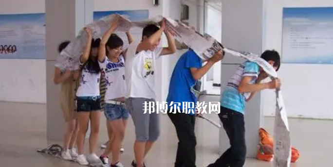 成都金海洋創(chuàng)意產(chǎn)業(yè)職業(yè)技術(shù)學(xué)校2022年學(xué)費(fèi)、收費(fèi)多少