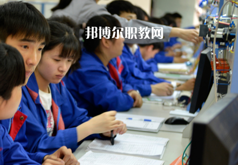 儀征技師學(xué)院2022年報名條件、招生要求、招生對象