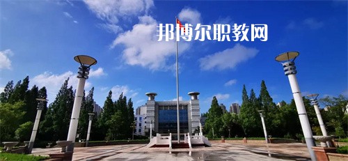 文山職業高級中學2022年學費、收費多少
