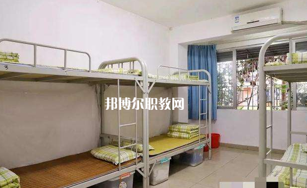 百色財經(jīng)職業(yè)技術(shù)學校2022年宿舍條件