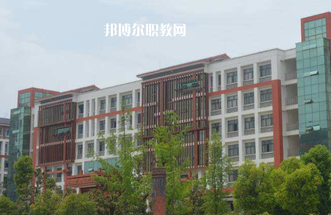 黔西南民族職業(yè)技術學院(中職部)2022年報名條件、招生要求、招生對象