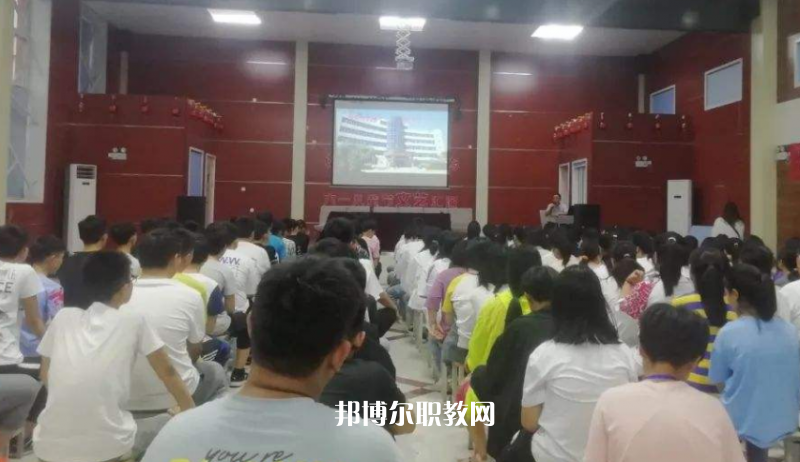 博野縣職業(yè)技術(shù)教育中心2022年報名條件、招生要求、招生對象