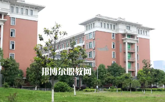 湖北機械工業學校2022年報名條件、招生要求、招生對象